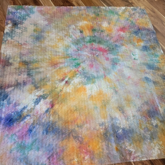 Cold process dyed shower curtain. - Picture 3 of 4